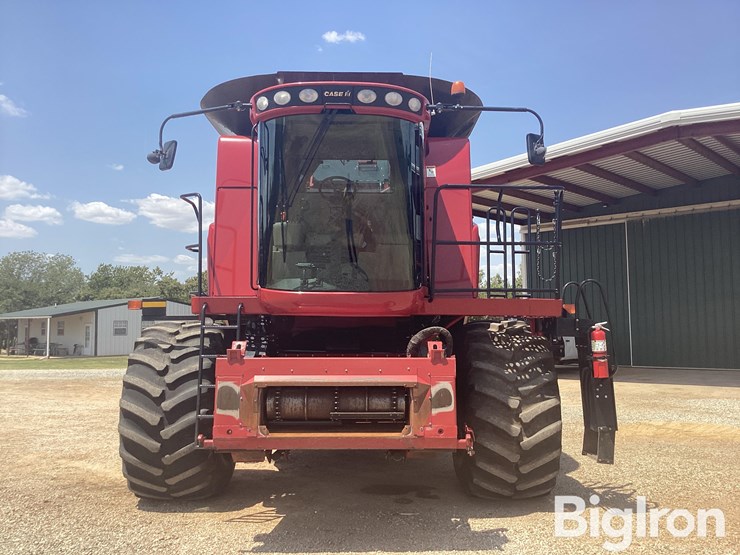 2011-case-ih-6088-image-2