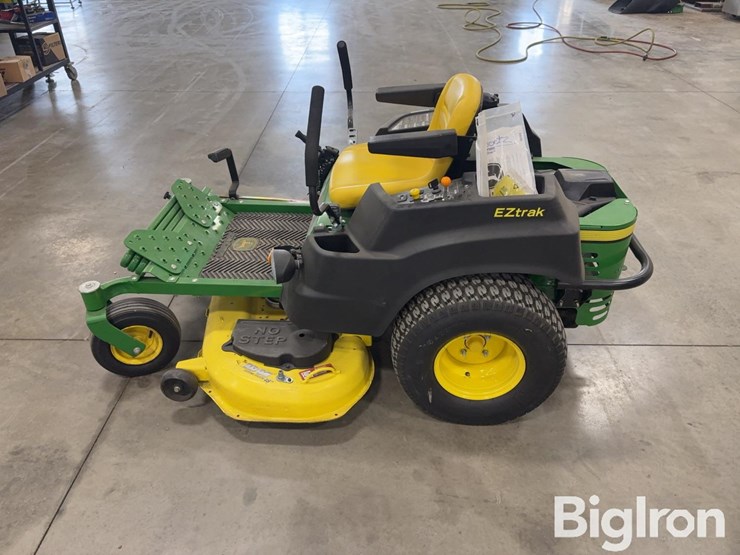 2014-john-deere-z425-image-8