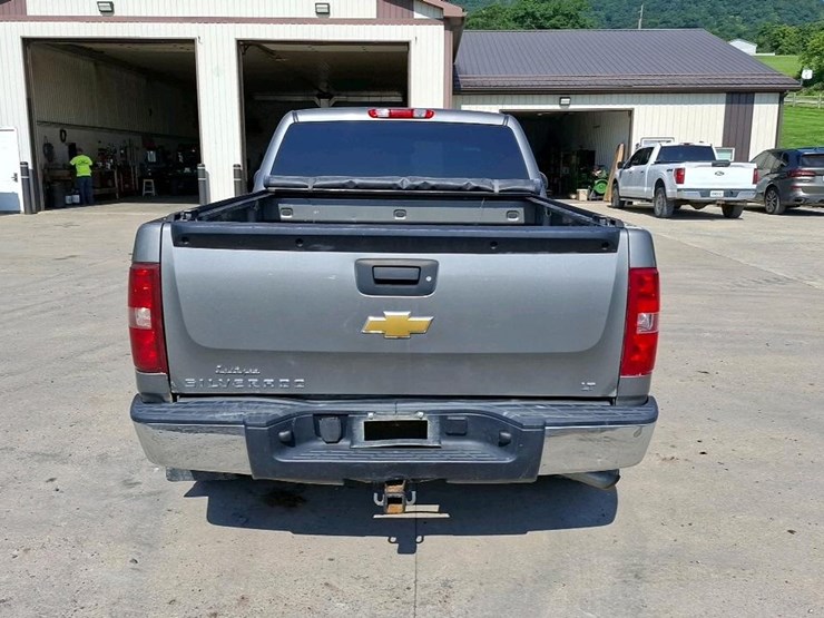 2013-chevrolet-1500-image-4
