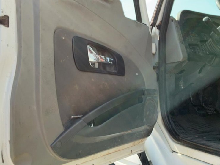 2012-international-prostar-image-10