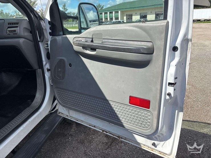 2005-ford-f250-image-15