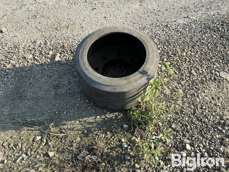 john-deere-8020-image-6