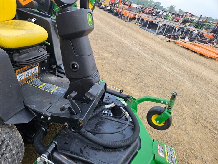 john-deere-1600-turbo-image-30