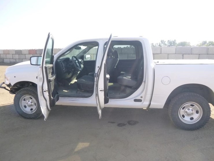 2016-dodge-1500-image-7