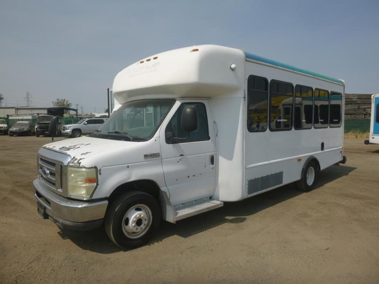 2008-ford-e450-image-1