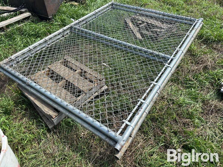 chain-link-fence-gates-image-9