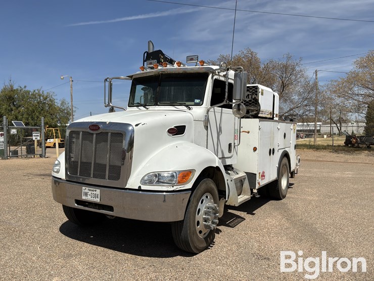 2008-peterbilt-335-image-1