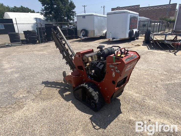 ditch-witch-c24x-image-7
