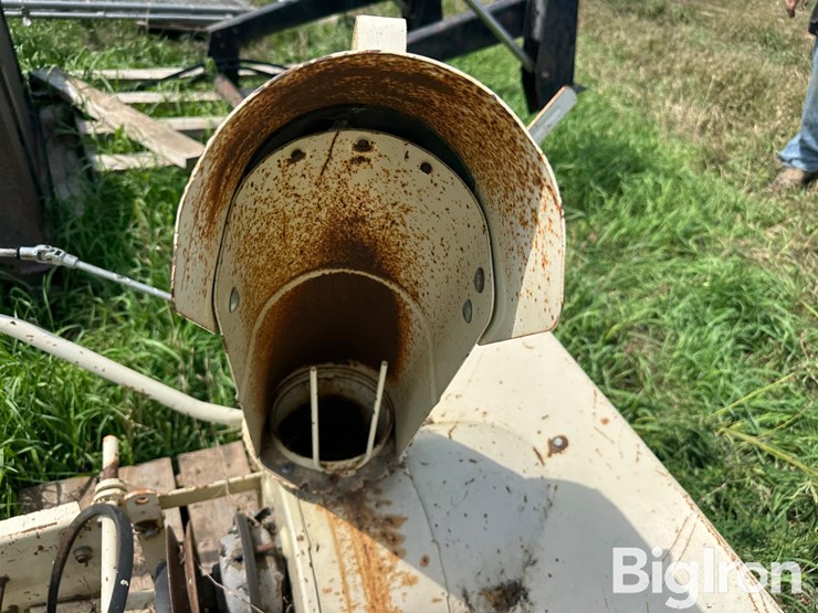 cub-cadet-190-450-snow-blower-attachment-image-18