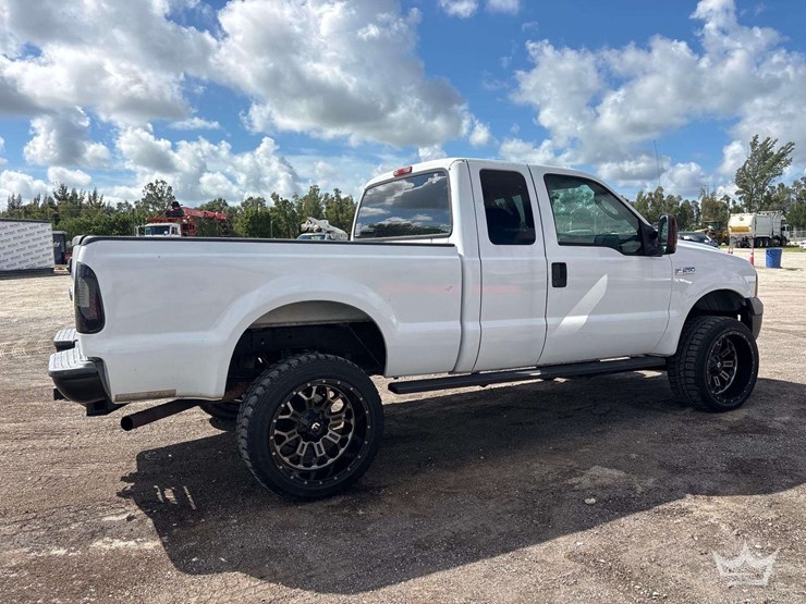 2005-ford-f250-image-3