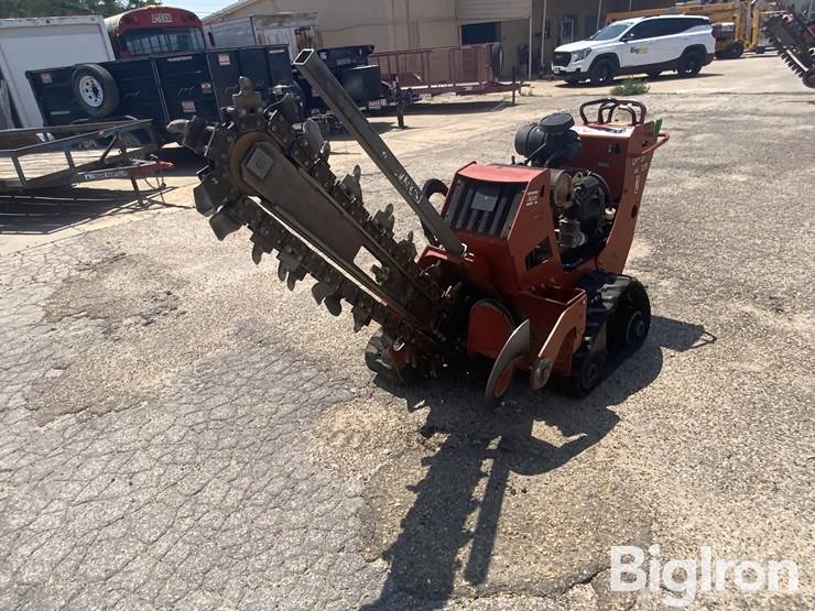 ditch-witch-c24x-image-1