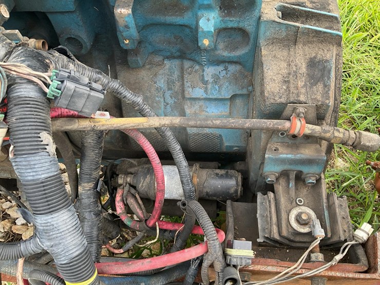 #250-•-1999-international-dt466e-power-unit-image-12