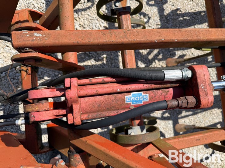 case-ih-5100-image-13