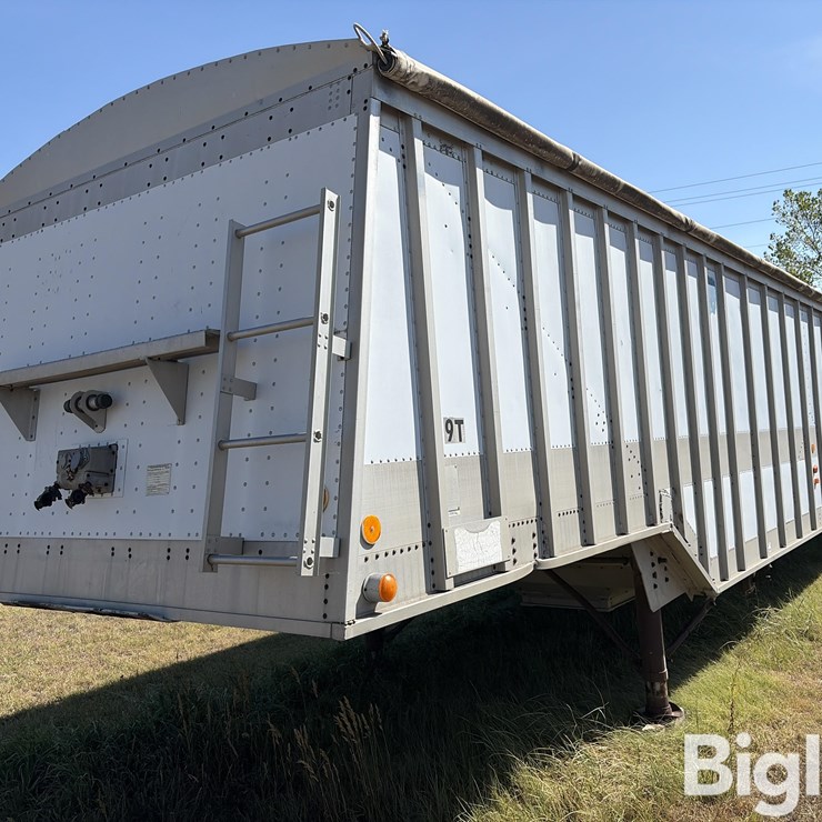 1988 CORNHUSKER Grain