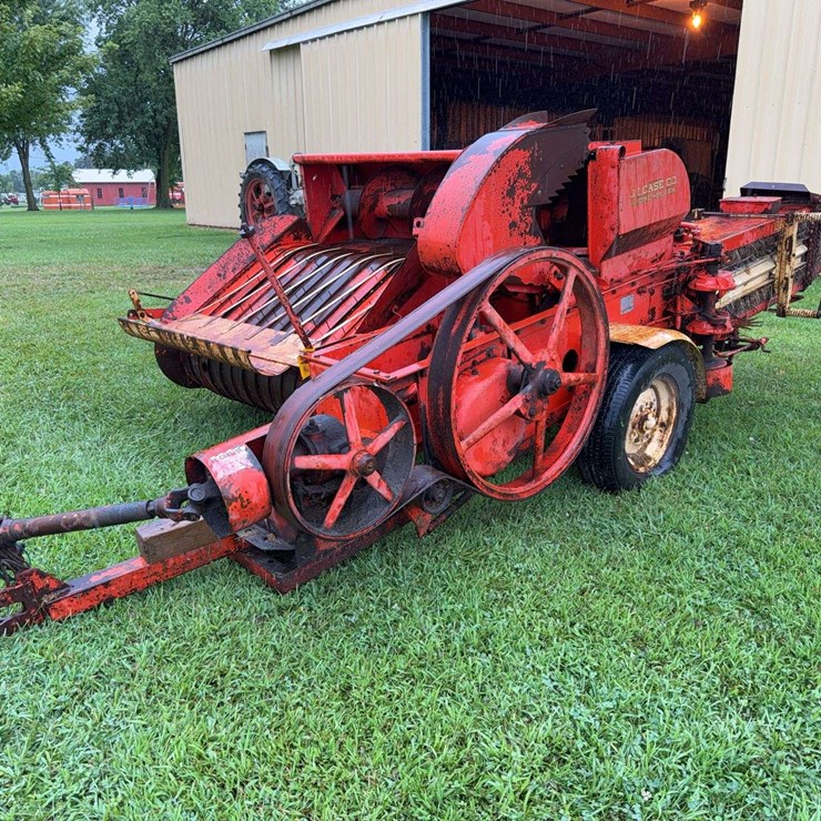 Case 133 Square Baler