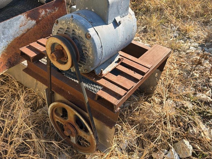 #665-•-concave-belt-conveyor-image-6