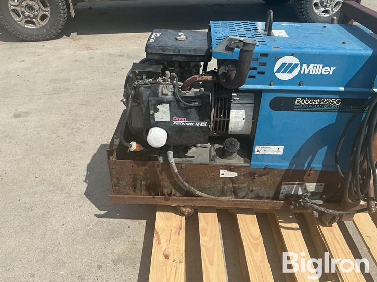 miller-bobcat-225-image-14