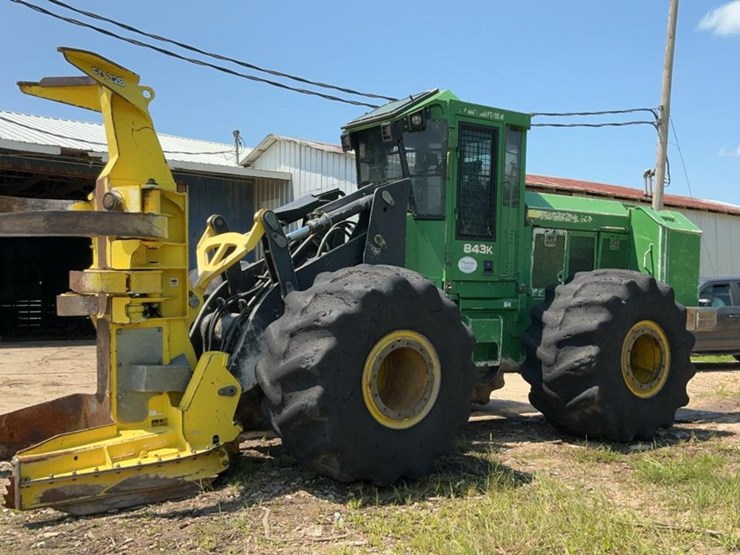 2013-deere-843k-image-1
