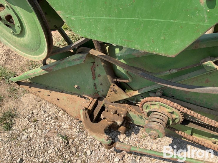 john-deere-14-image-11