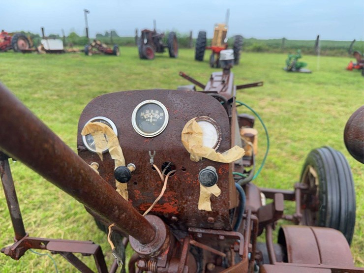 case-parts-tractor-image-22
