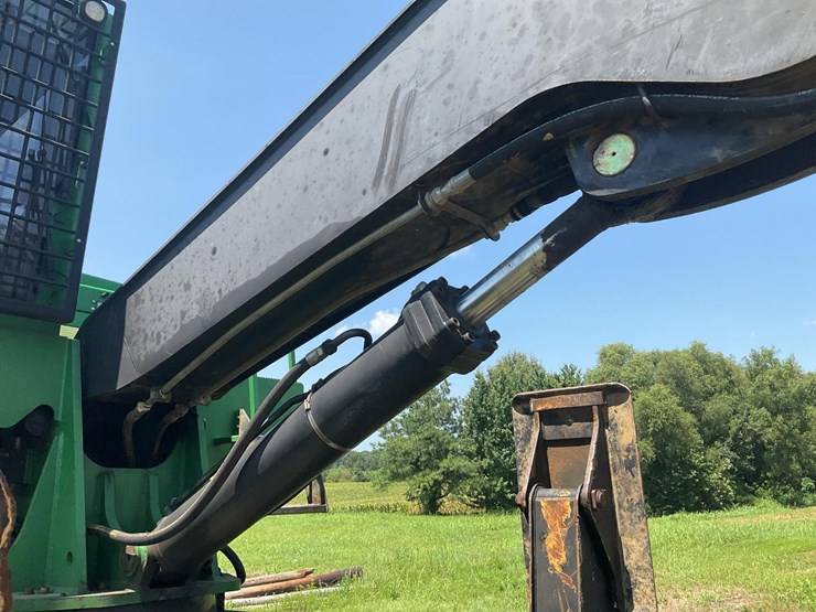 2013-deere-437d-image-57