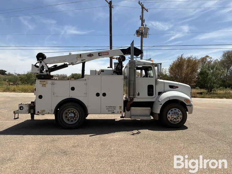2008-peterbilt-335-image-4