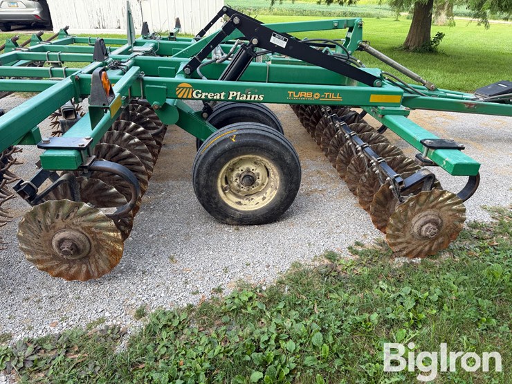 great-plains-1500tt-image-15