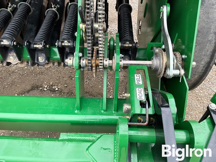 great-plains-bd7410-13-image-13