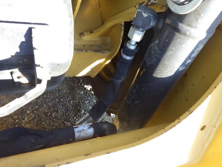 caterpillar-226d3-image-12