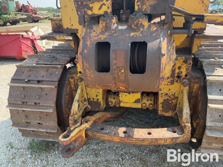 1947-caterpillar-d8-image-17