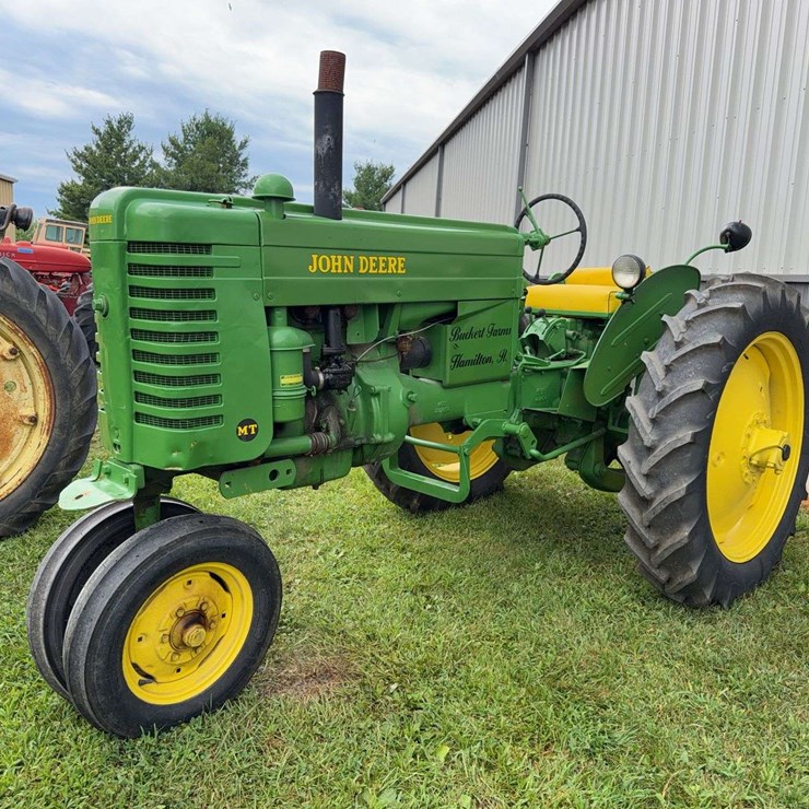 JOHN DEERE MT