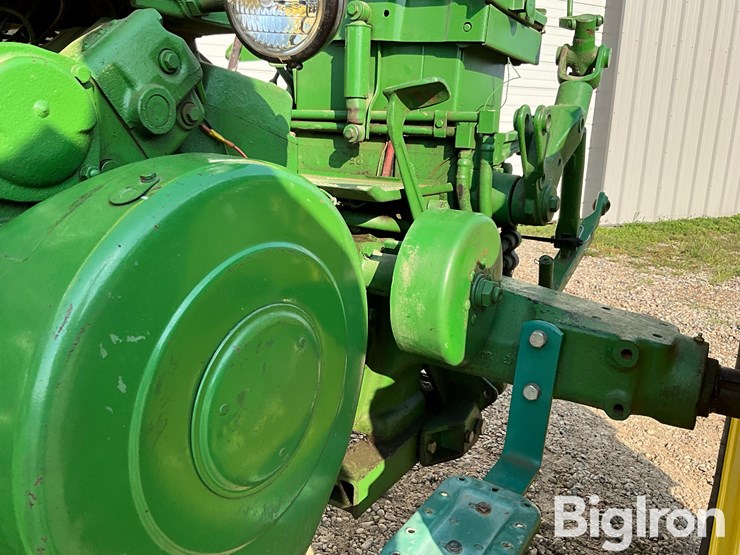 1959-john-deere-530-image-9
