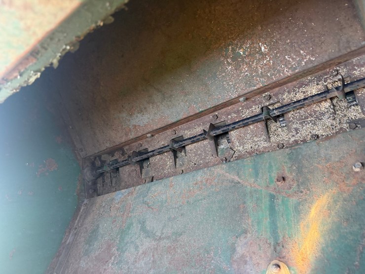 john-deere-8000-image-43
