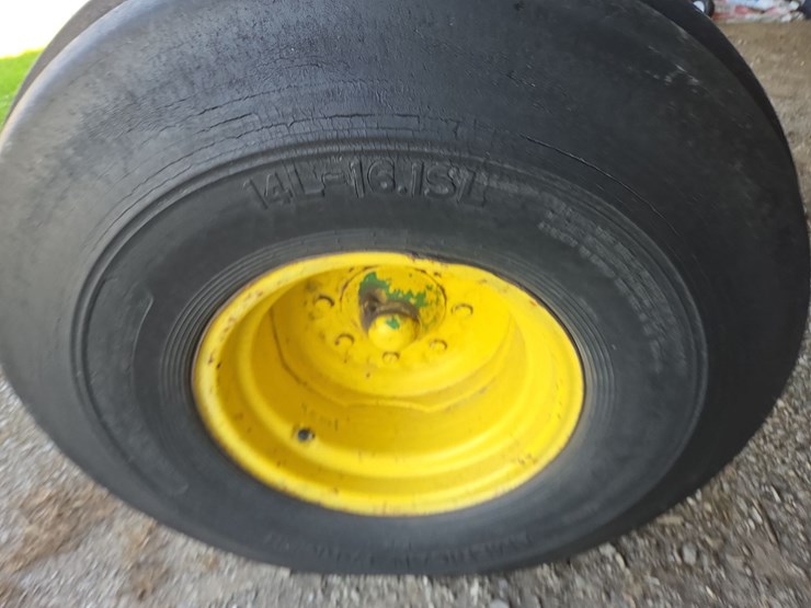 john-deere-4430-image-8