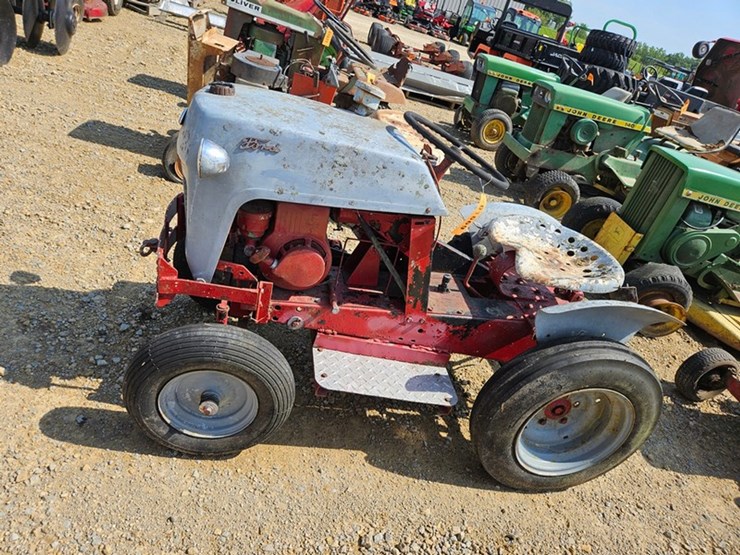 ford-tractor-image-2