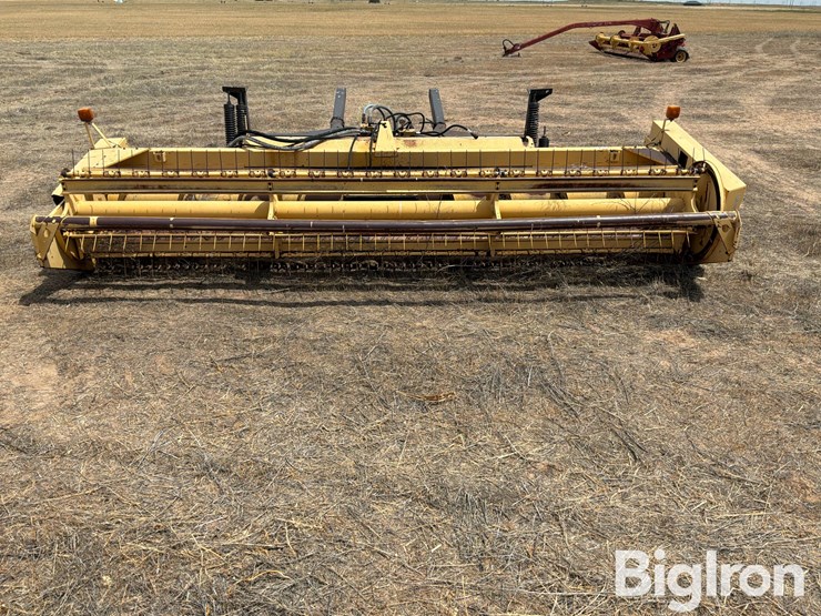 new-holland-2300bf-image-5
