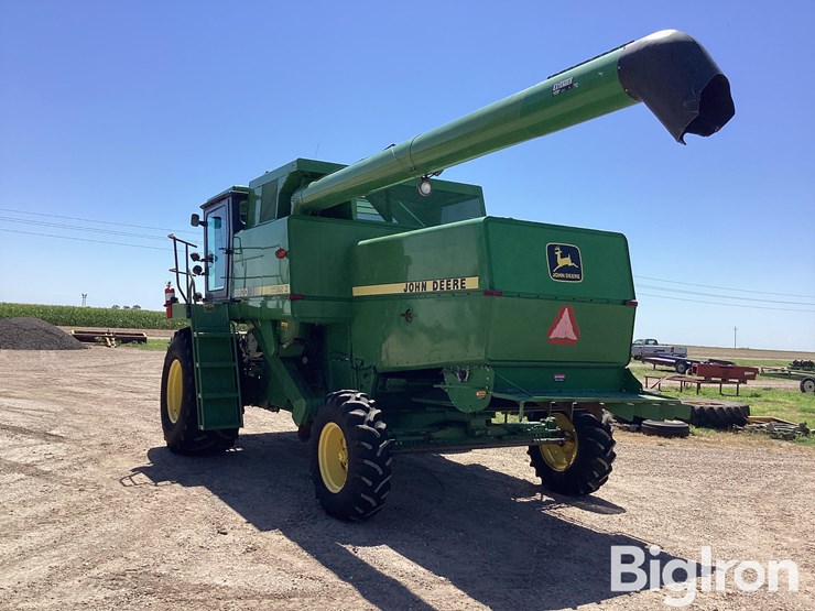 1985-john-deere-8820-titan-ii-image-7