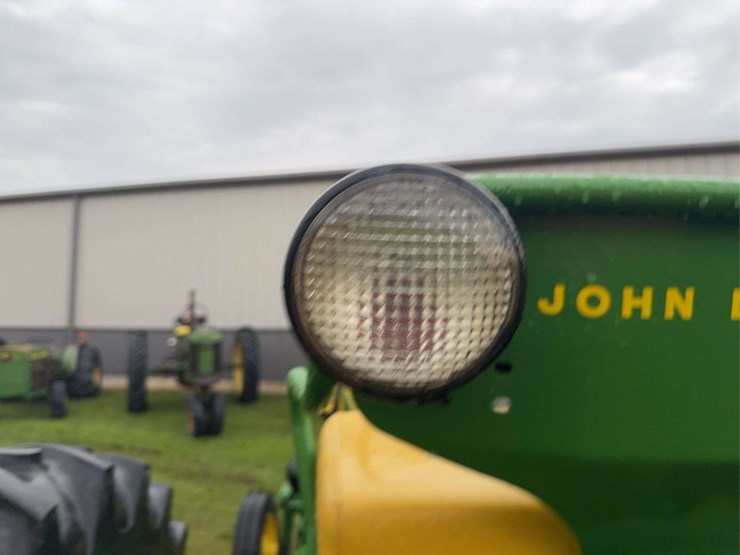 john-deere-620-image-35