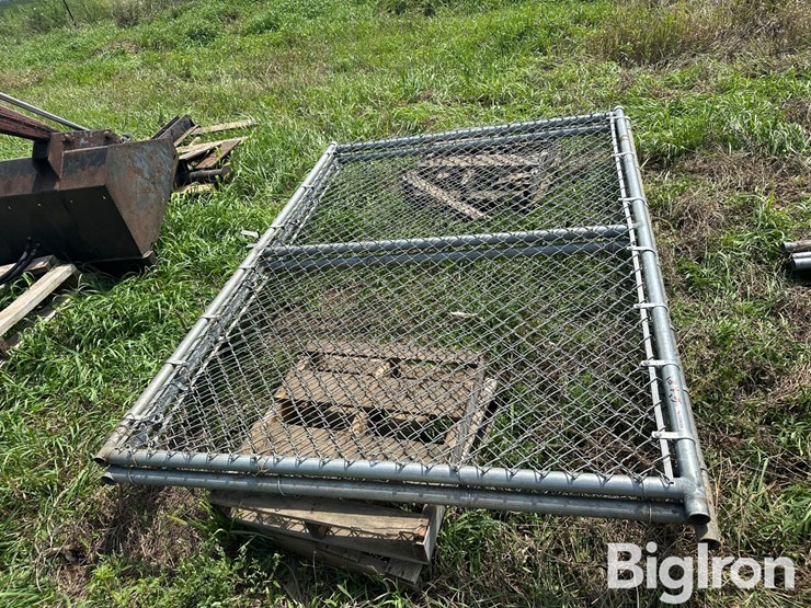 chain-link-fence-gates-image-2