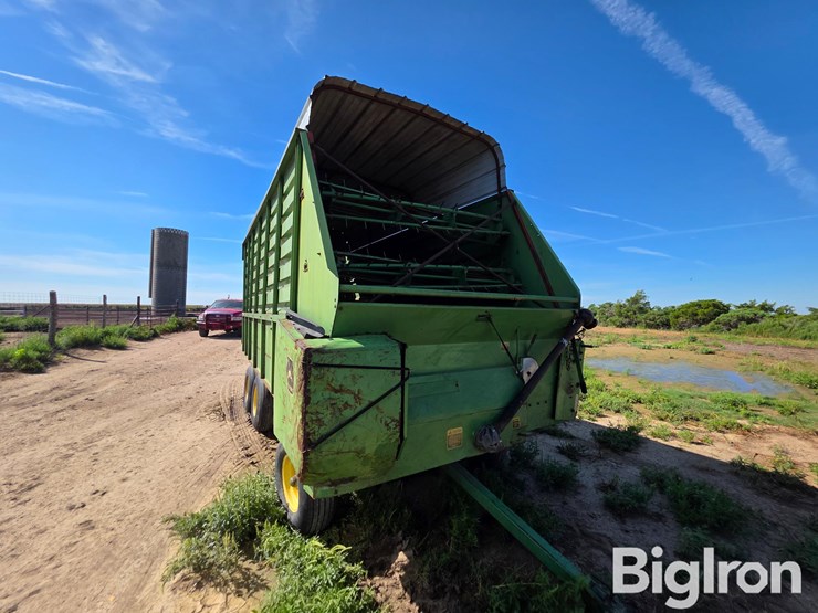john-deere-716a-image-9