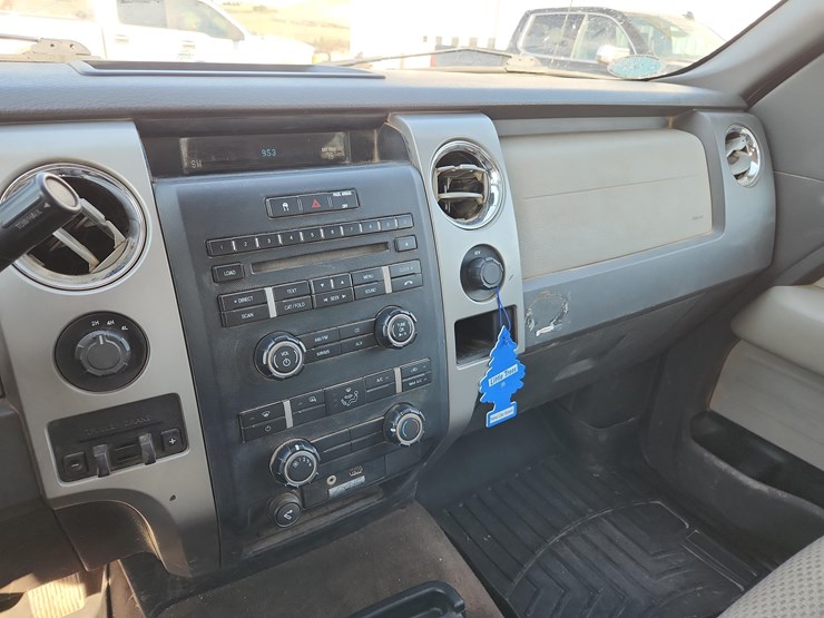 2010-ford-f150-xlt-image-30