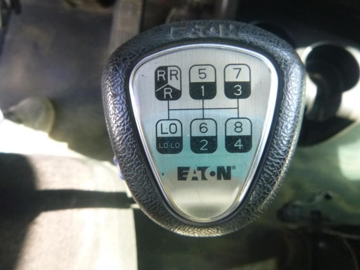 2011-kenworth-t400-image-17