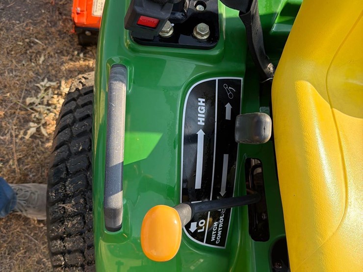 john-deere-2035-image-15