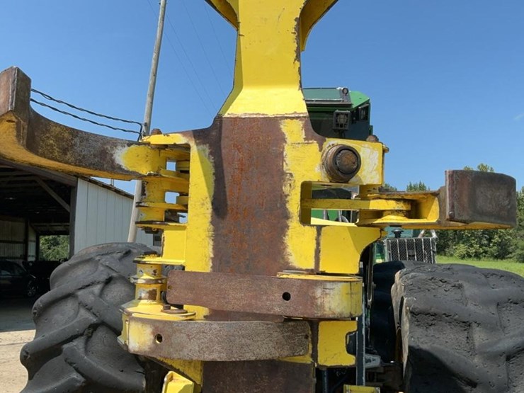2013-deere-843k-image-39