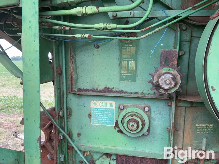 1969-john-deere-95-image-14