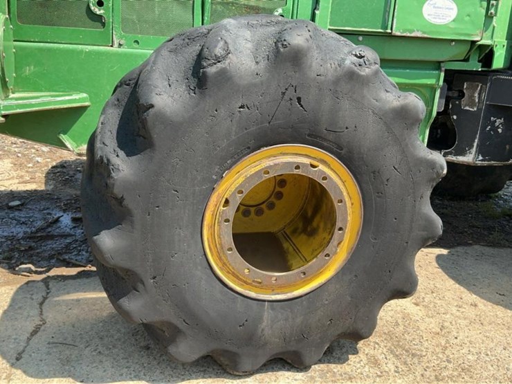 2013-deere-843k-image-62