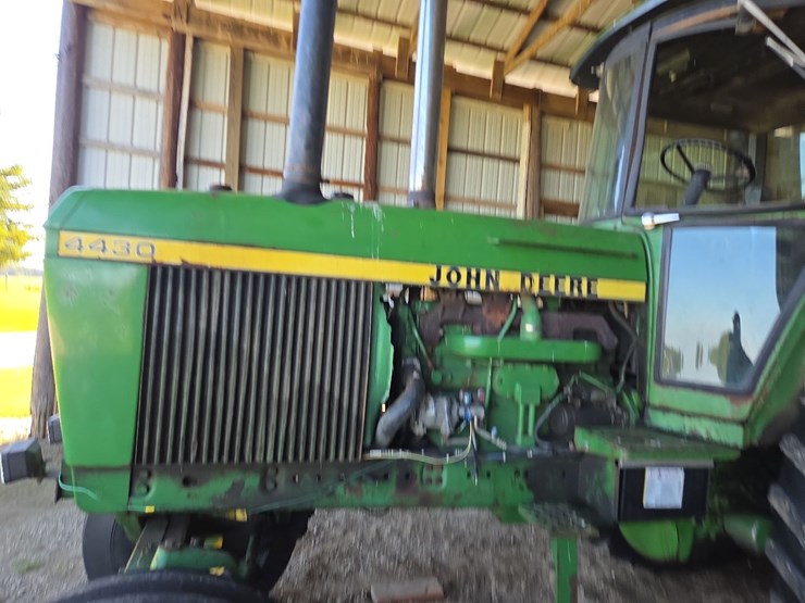 john-deere-4430-image-10