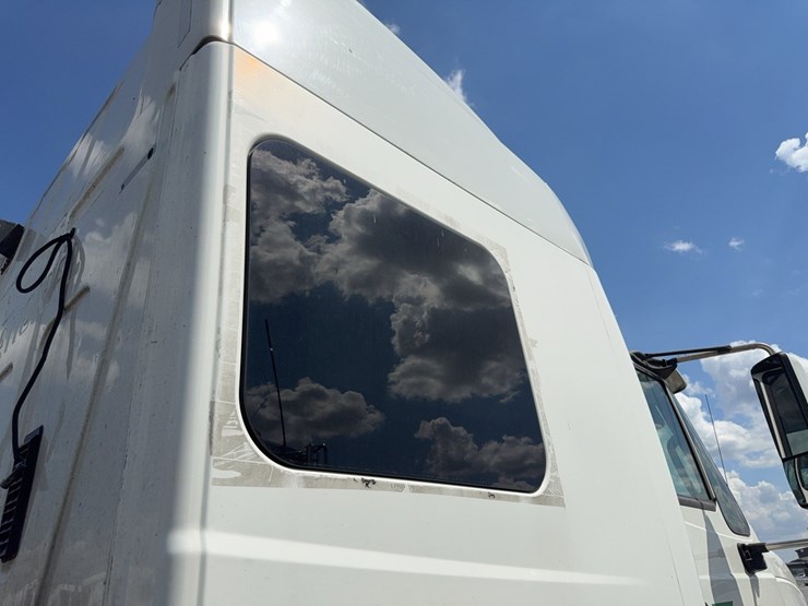 2015-international-prostar-image-37