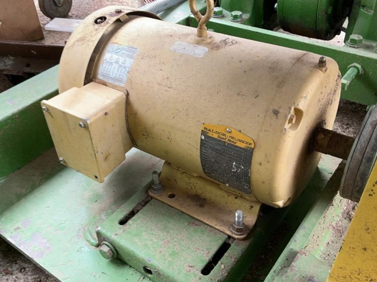 #152-•-precision-husky-16ft-vibrating-conveyor-image-17