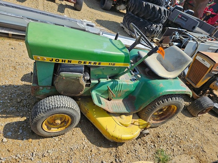 john-deere-112-image-2